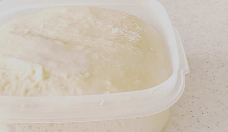 冷蔵発酵でふくらんだパン生地